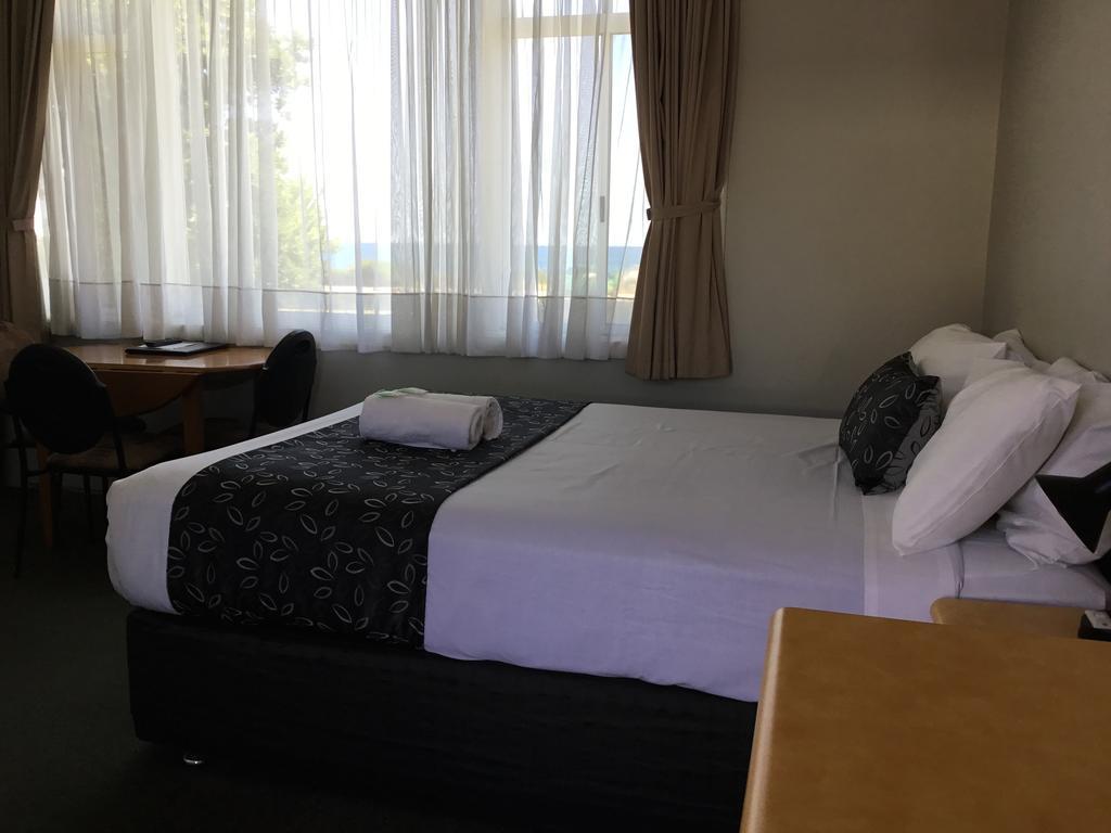 Ocean Drive Motel 3*