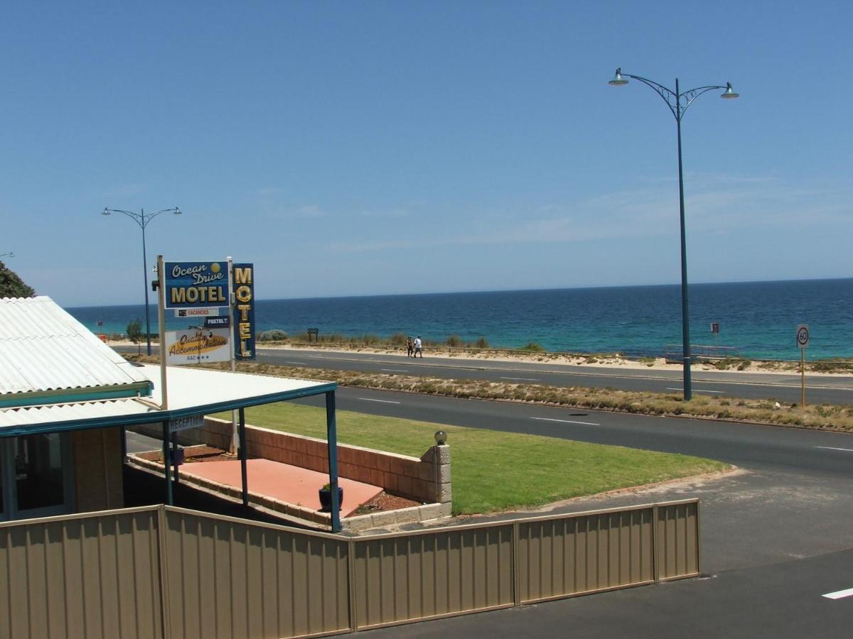 Ocean Drive Motel 3*